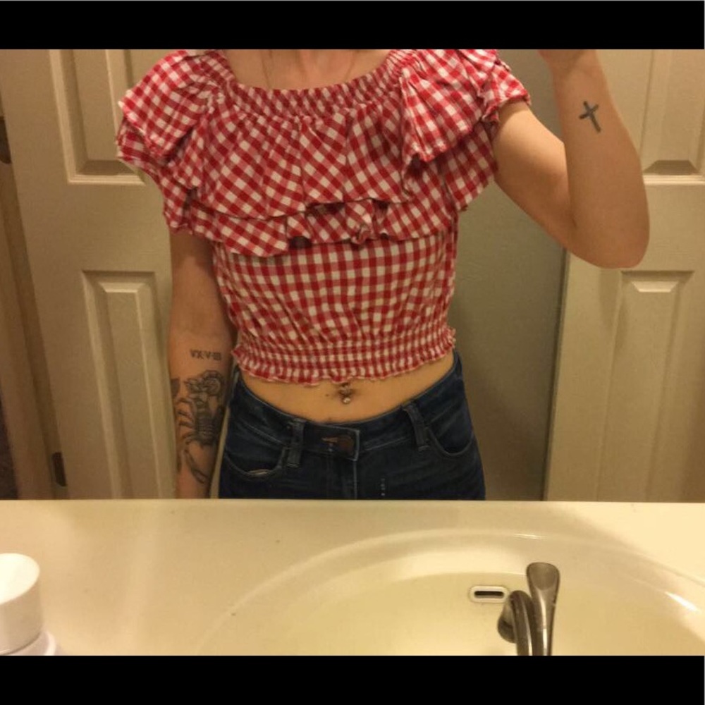 Crop top